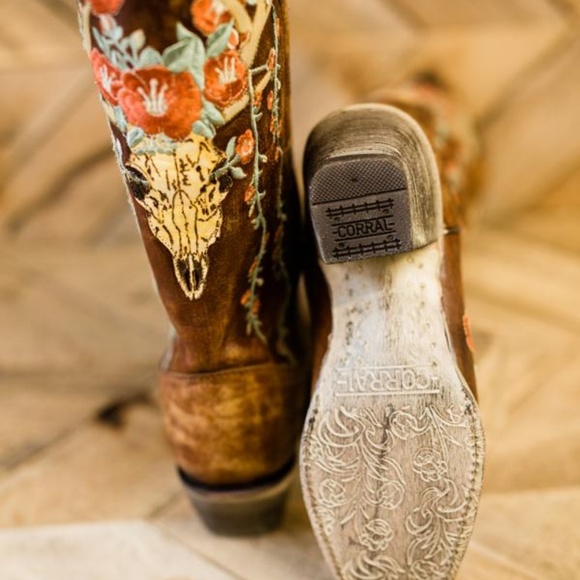 Brand New Corral Style A3620, Anthem Boot - Picture 3 of 3